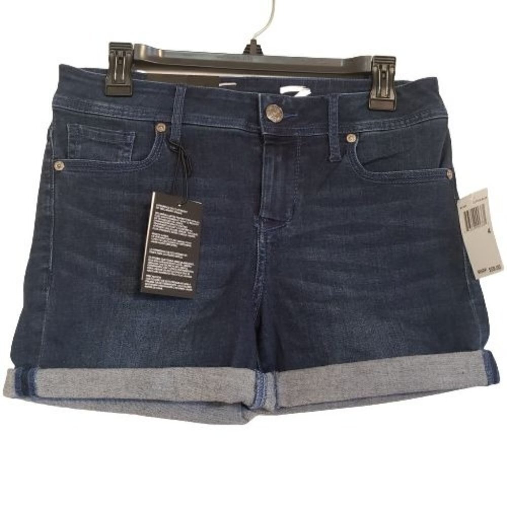 Seven7 Superior Stretch Mid Rise Fashion Shorts size 4 NWT